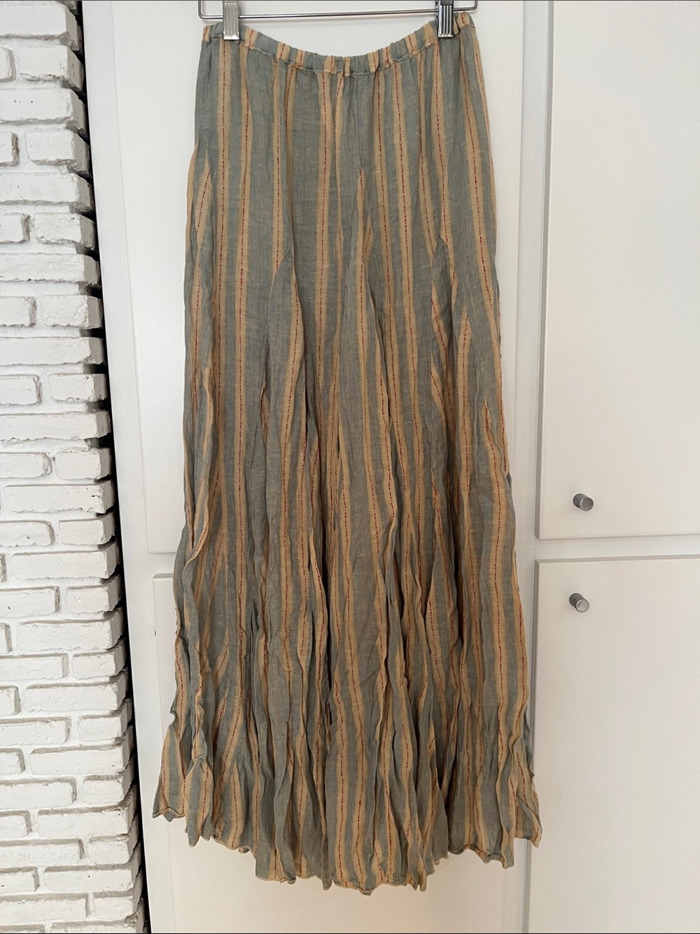 CP Shades. NWT. Ivory, blue with red pinstripes ‘Lilly’ skirt. 100% Linen. Small